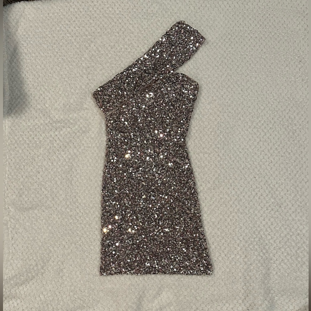 Gianni Bini one shoulder bodycon sequin dress